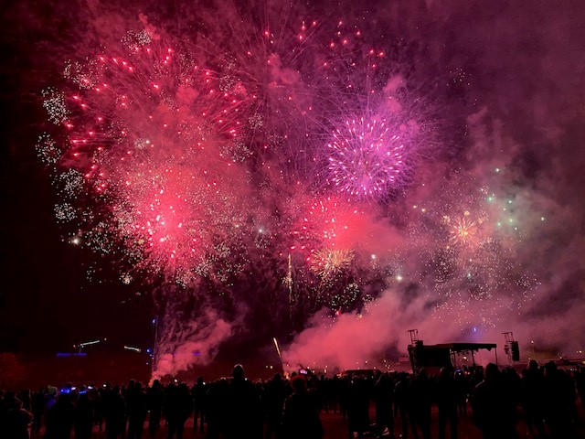 Bild 2 feuerwerk